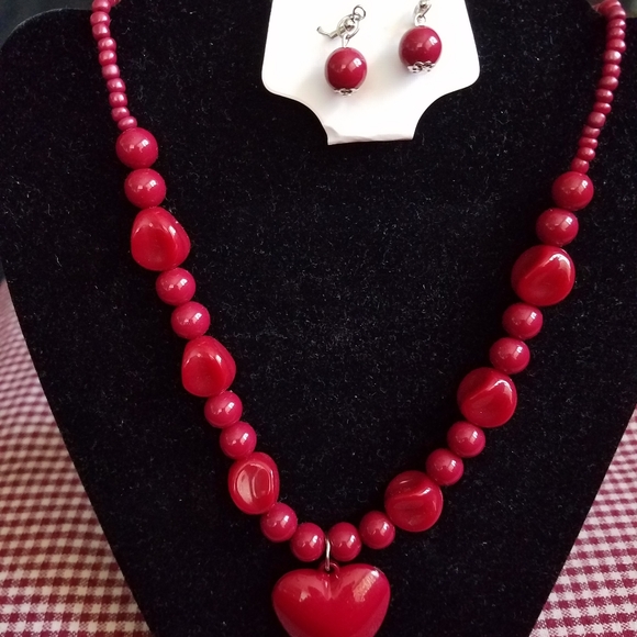2pc. Burgundy necklace with earring - Picture 1 of 1